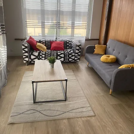 Logement Spacieux Et Lumineux